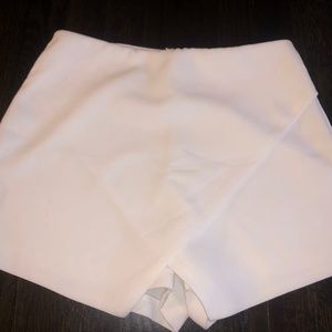 White Fox Boutique Envelope Skort!